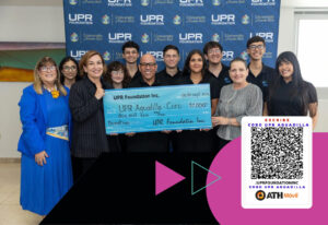 En la foto, la presidenta de la UPR, Dra. Zayira Jordán Conde, junto al grupo representativo del Coro de la UPR en Aguadilla. Les acompañan el director del Coro, Dr. Javier Flores Irizarry; la rectora interina de la UPR en Aguadilla, Arq. Wilma L. Santiago Gabrielini; y Margarita Méndez, secretaria de la UPR Foundation.