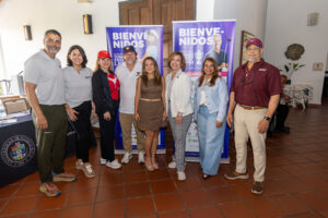 Dra. Zayira Jordán Conde, junto al liderato de la Junta de Gobierno y rectores presentes en el Segundo Torneo de Golf de la UPR.